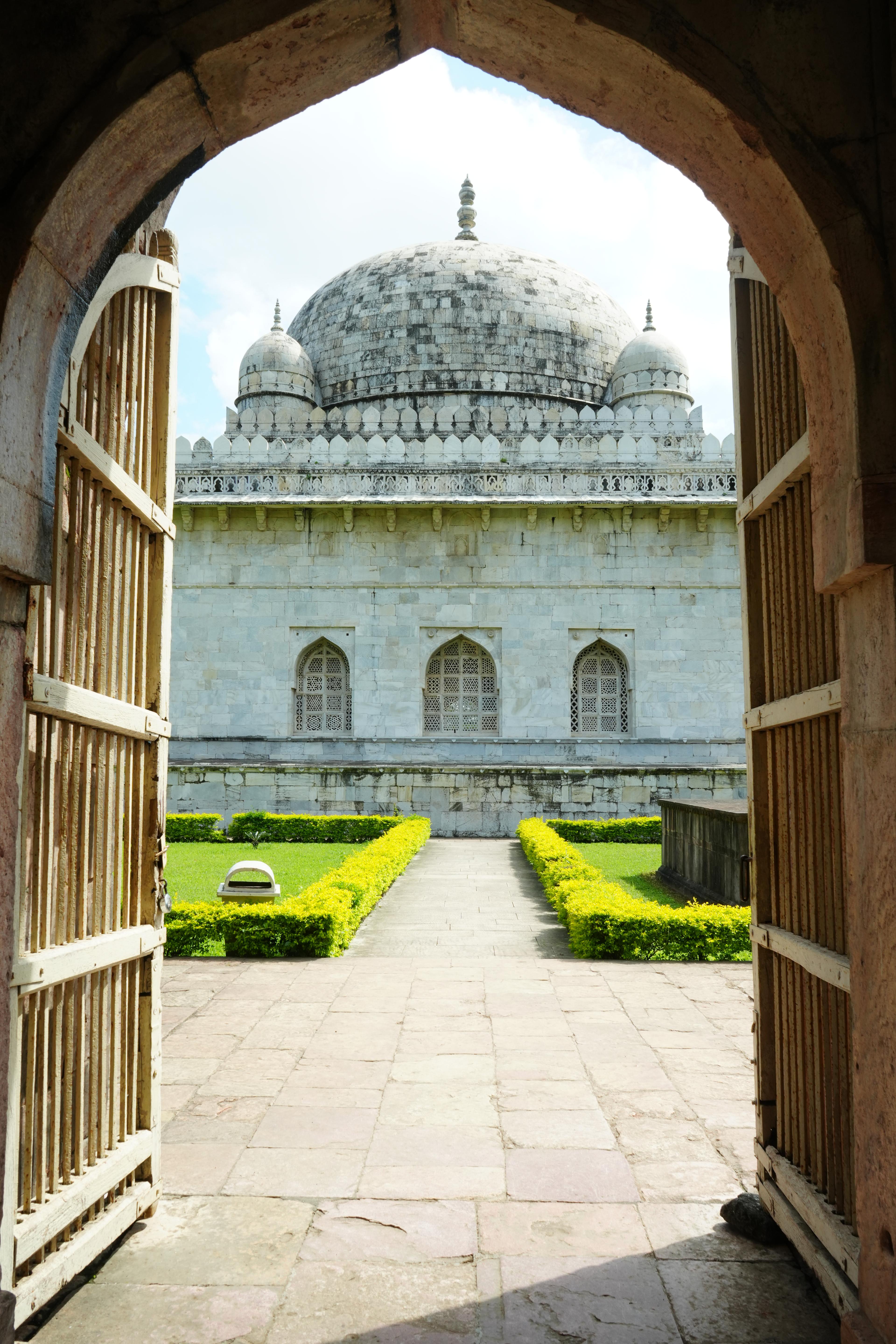 Hoshang Shah Tomb, Mandu - Through the Gate