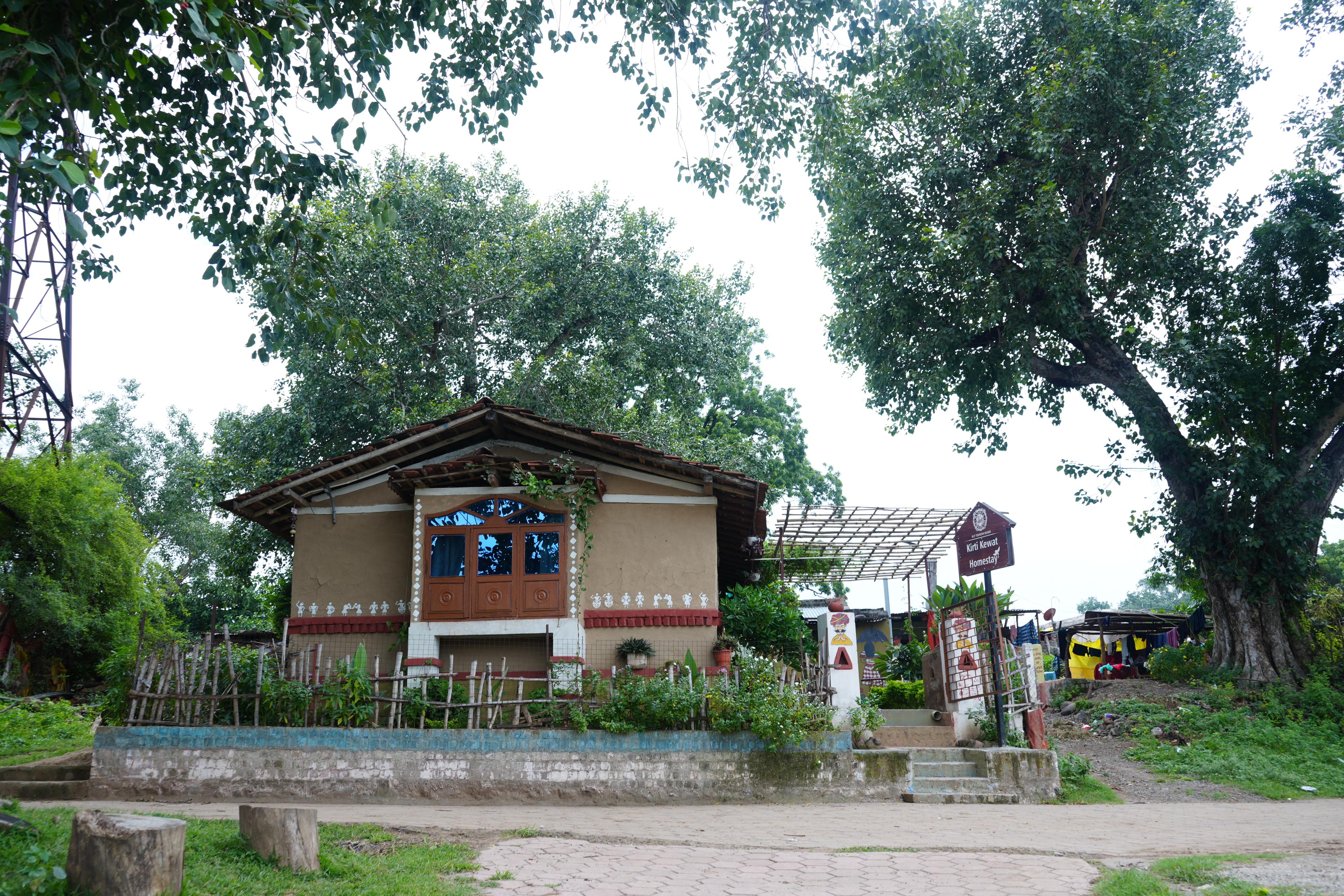 Home Stay - Garden View